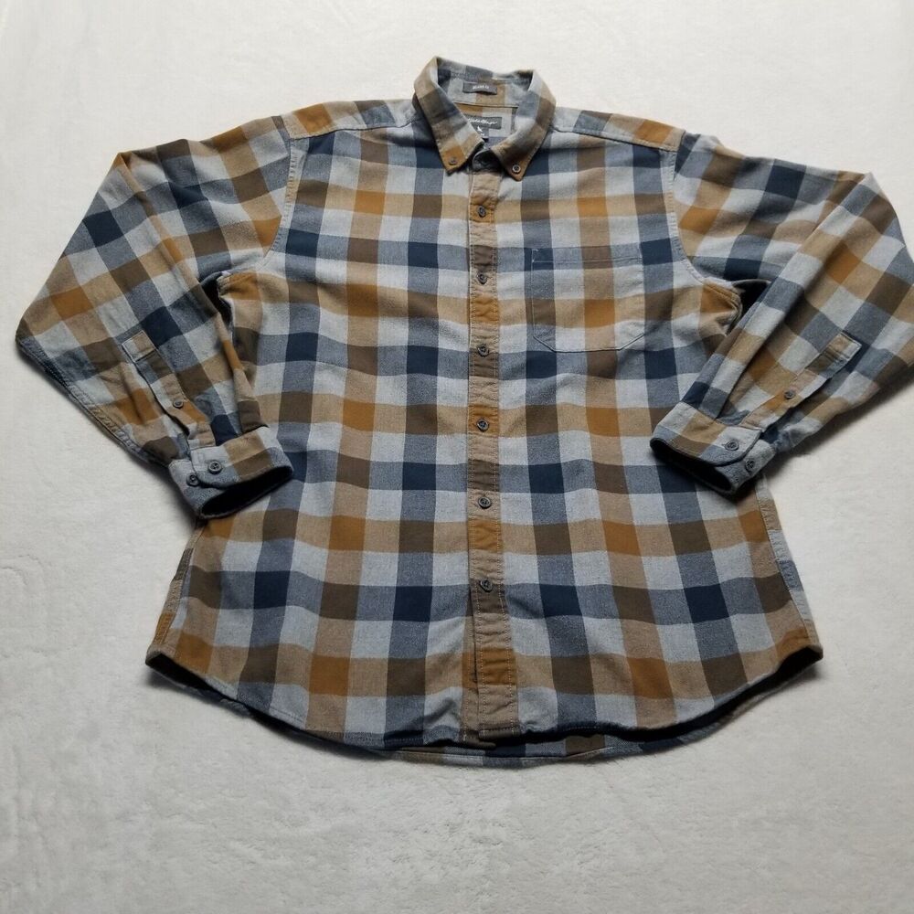 Eddie Bauer Mens Medium Button Up Flannel Shirt Long Sleeve Gray Plaid Cotton